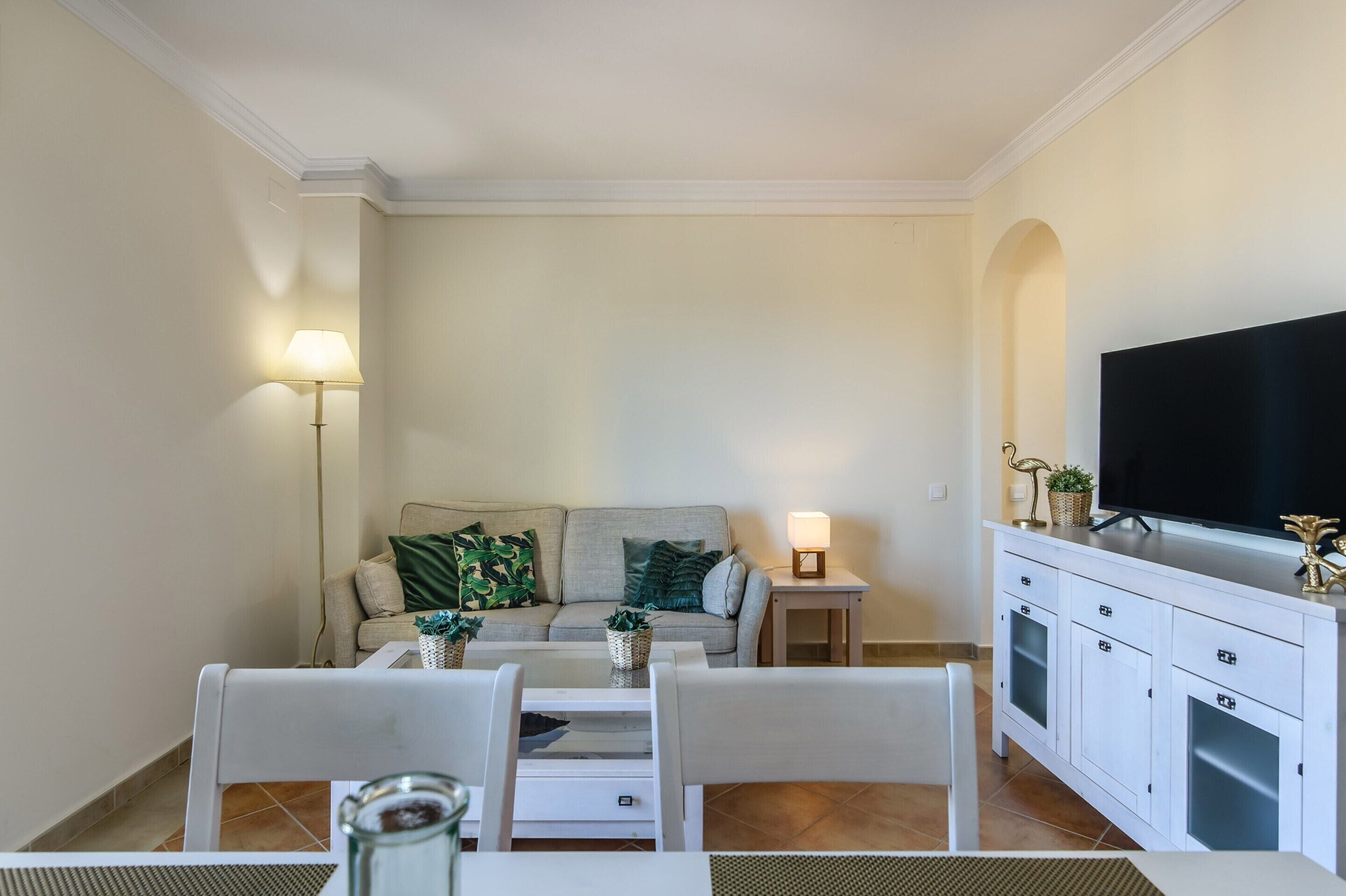 Apartment | Living room