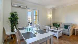 Living room - Beachside Penthouse With Sea Views (Ayamonte)