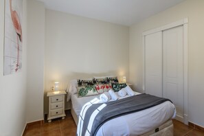 Apartment | 1 bedroom, iron/ironing board - Beachside Penthouse With Sea Views (Ayamonte)