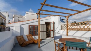 Unclassified image, 2 of 30, button - Elegant Riverside Escape Apartment (Ayamonte)