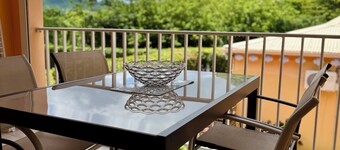 Cocoon in Sainte-Anne