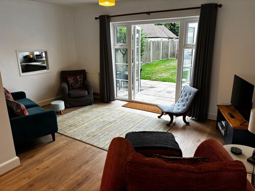 Family Home 3 Bed Vicarage Gardens, Wingham, Kent