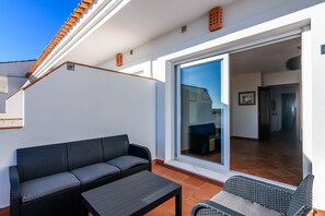 Apartment | Terrace/patio - Riverside Comfort for Families (Ayamonte)