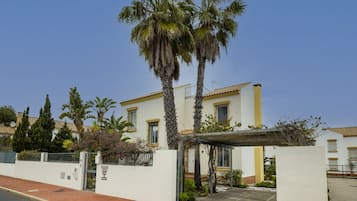 Chalet | Exterior