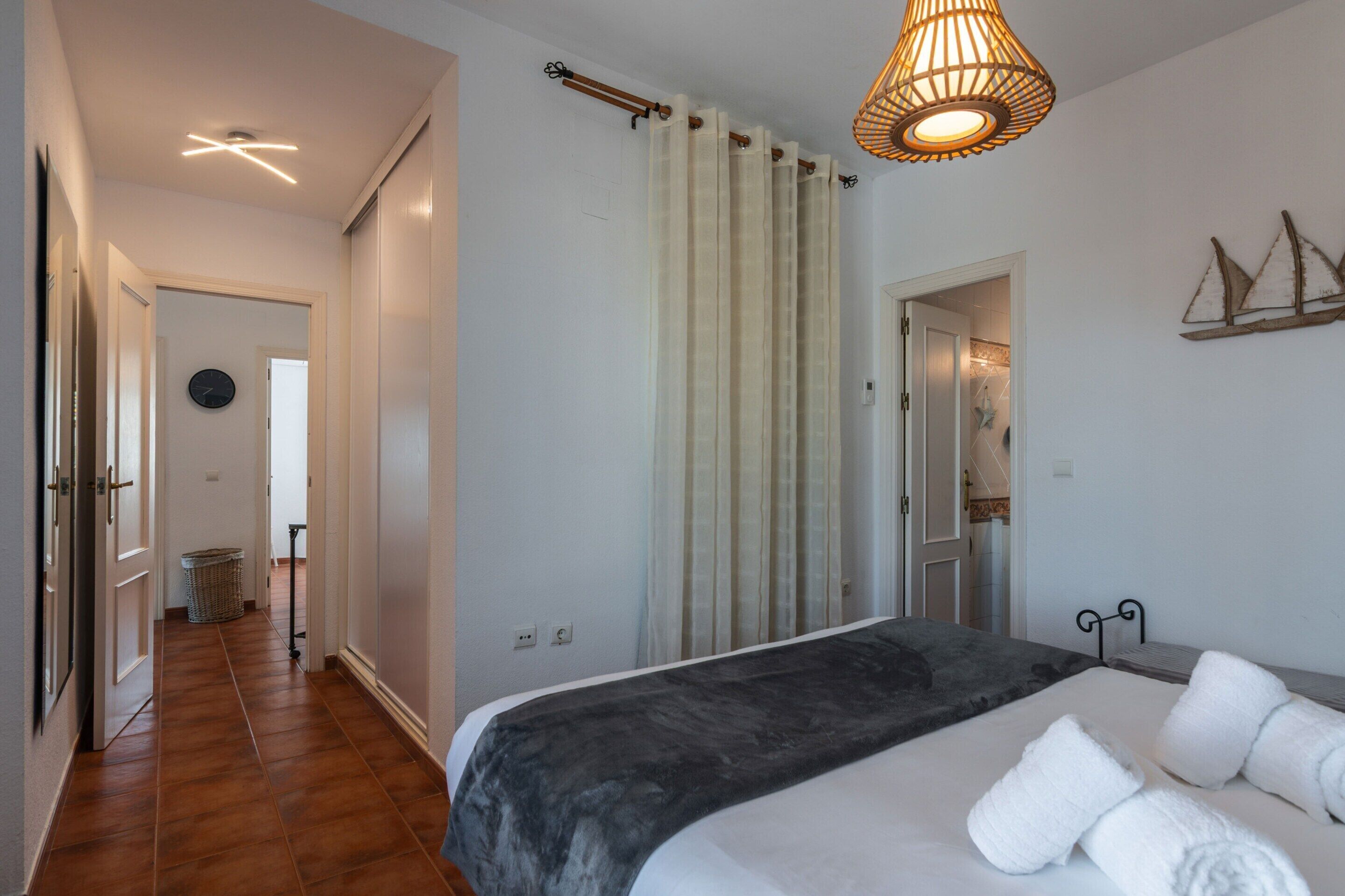 Chalet | 4 bedrooms, iron/ironing board