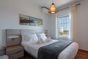 Chalet | 4 chambres, fer et planche à repasser
