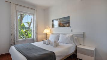 Chalet | 4 bedrooms, iron/ironing board