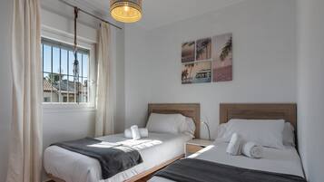 Chalet | 4 bedrooms, iron/ironing board