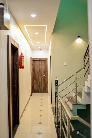 Lobby - Hotel Shivganga (Ujjain)