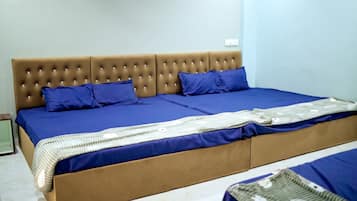 Superior Room | Desk, laptop workspace, free WiFi