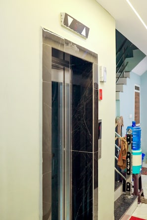 Elevator
