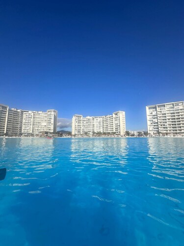 lagoon reef beach 1017