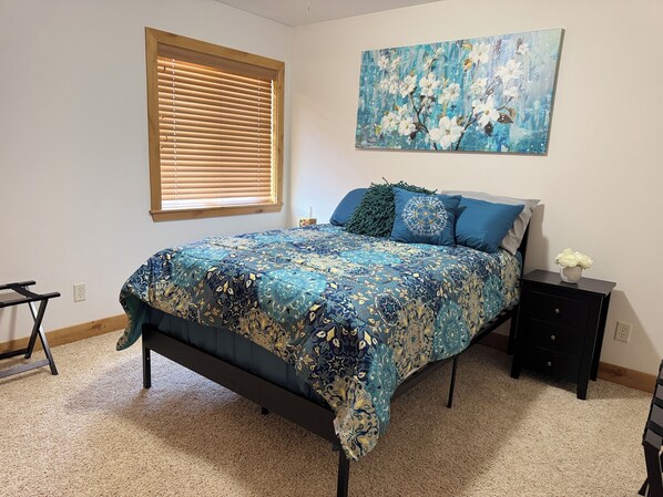 5 bedrooms, free WiFi, bed sheets