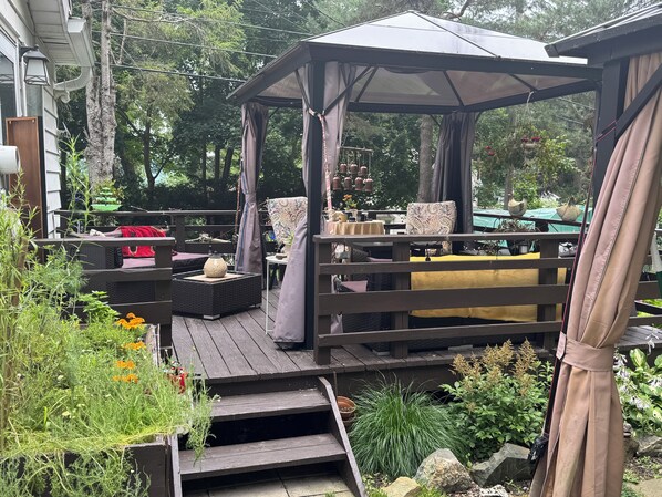 Terrace/patio - New/Quiet/ Woodsy
2 min-490/590-City (ROCHESTER)