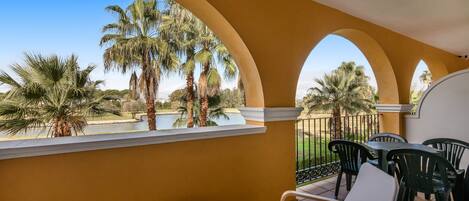 公寓 | 室外用餐