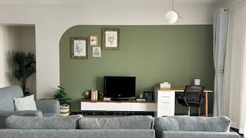 TV