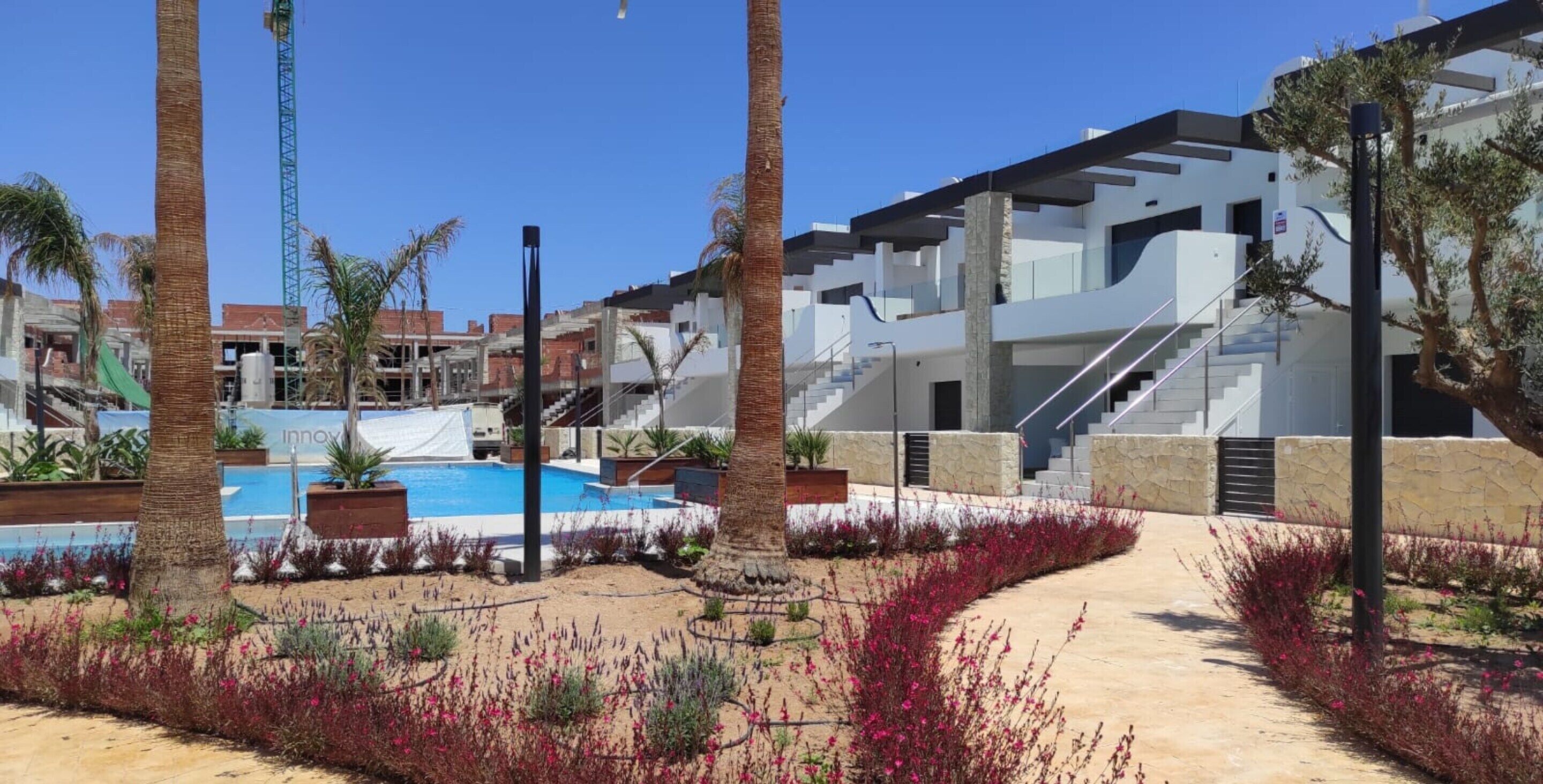 Huoneisto | Uima-allas | Ulkouima-allas