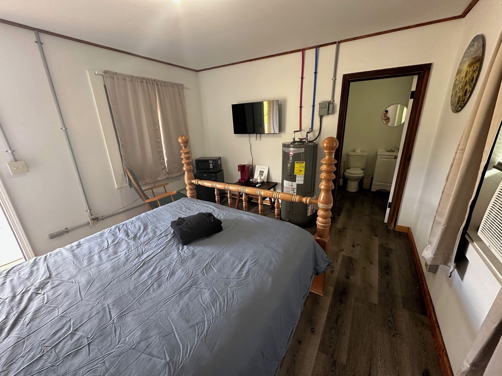 1 quarto, Wi-Fi de cortesia, roupa de cama