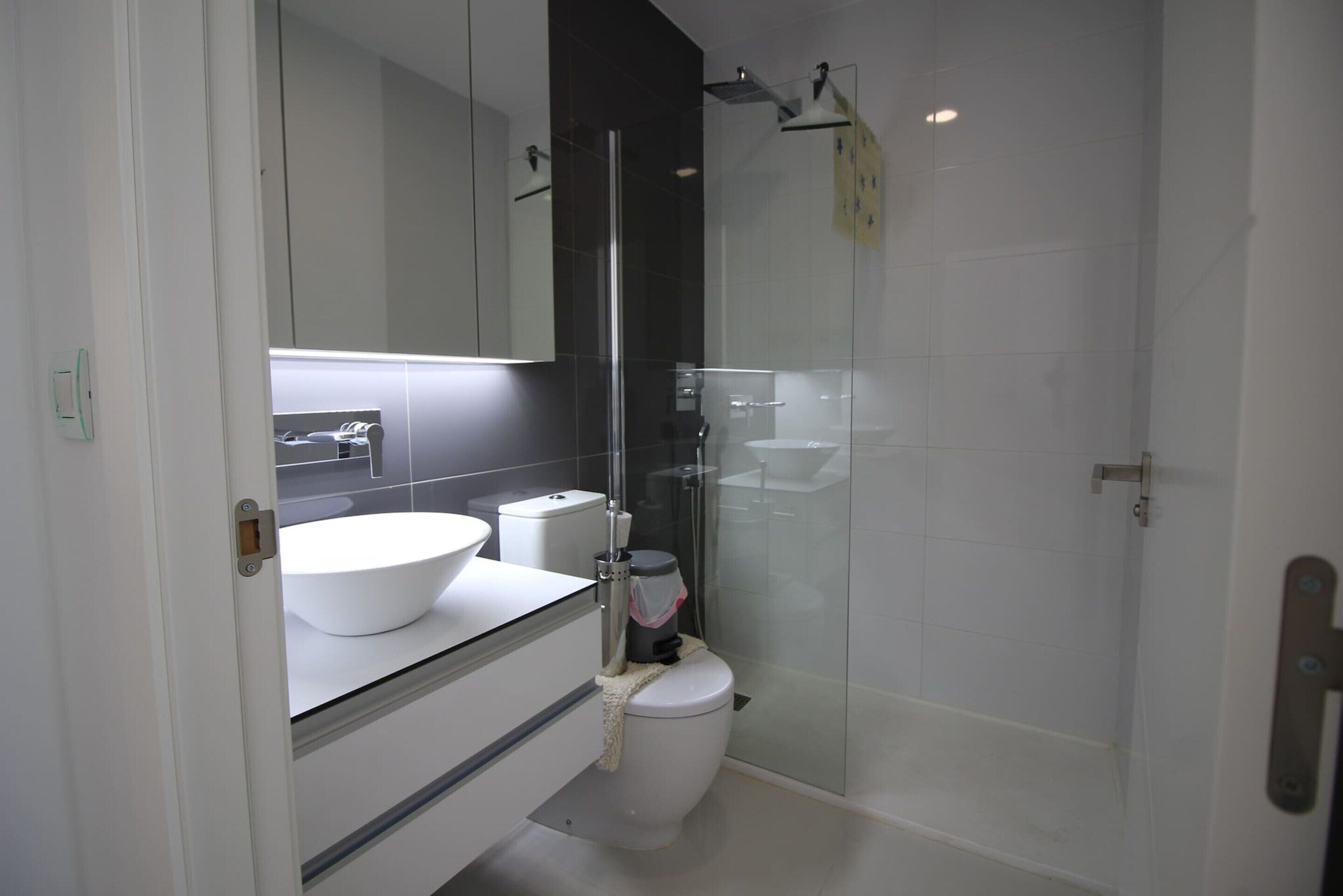 Apartment | Bathroom