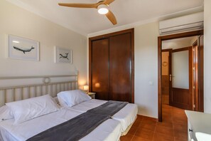 アパートメント | 2 室のベッドルーム、アイロン / アイロン台