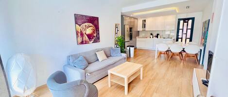 Apartment | Living area