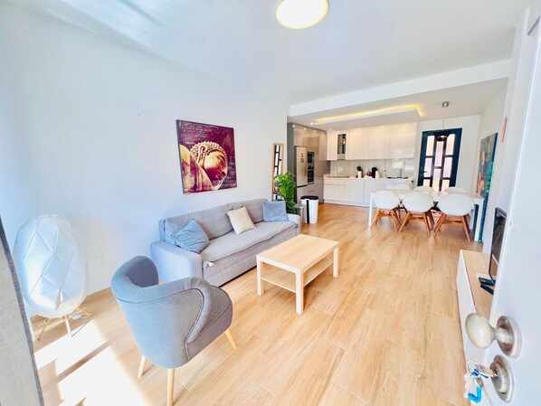 Apartment | Living area