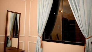Deluxe Double Room | Desk, free WiFi
