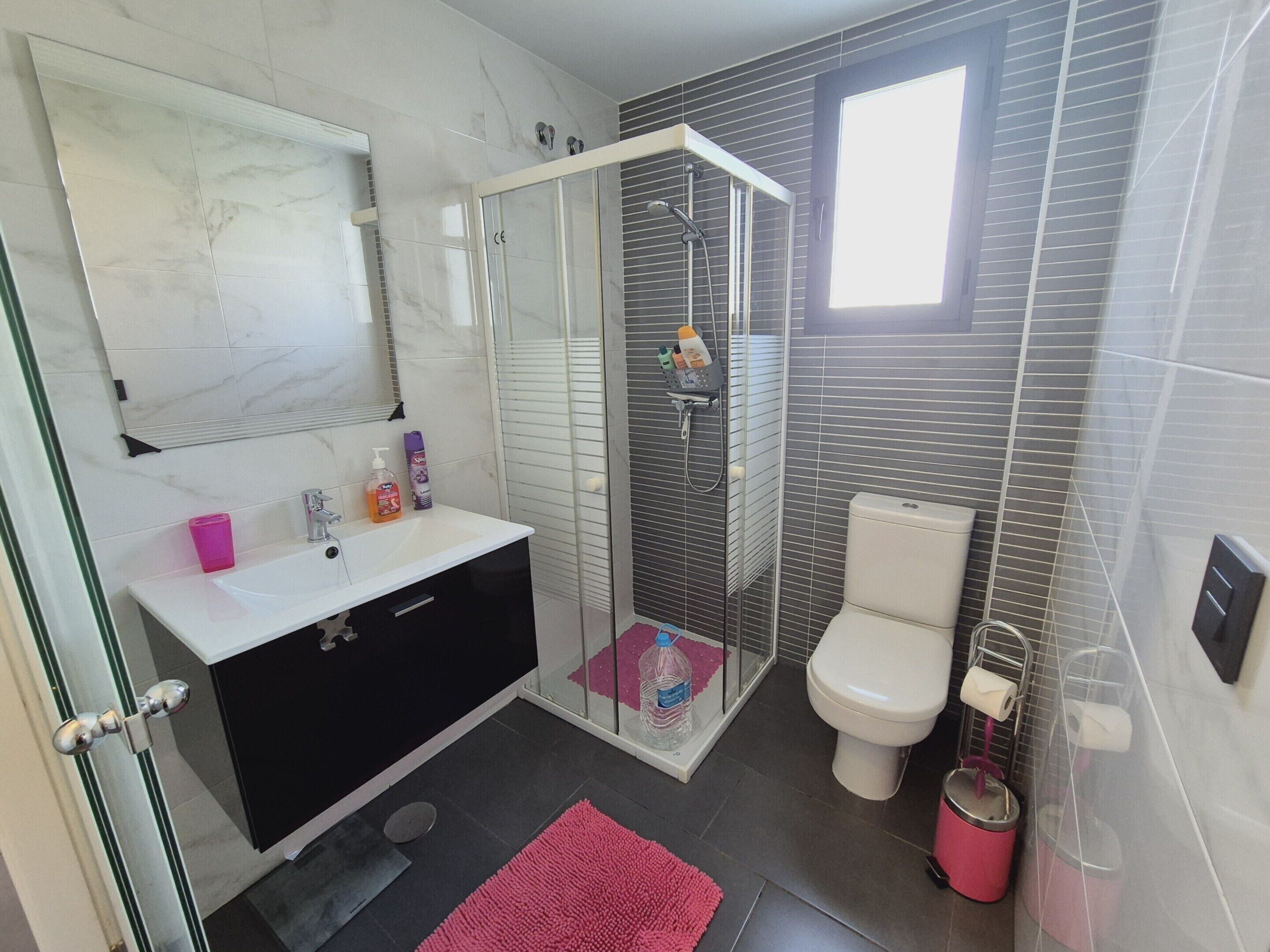 Apartment | Bathroom