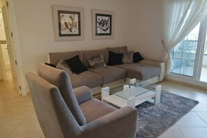 Apartment | Living room