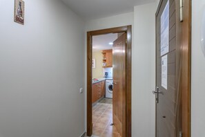 アパートメント | 内装