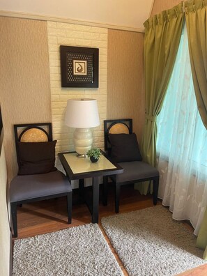 Suite, Patio, Sea View | Living area