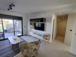 Apartment | Living room - Sunny Flat With Pool in El Raso (Guardamar del Segura)