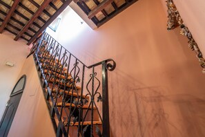 アパートメント | 内装