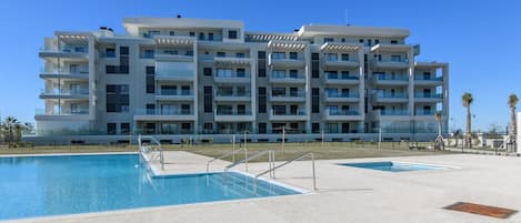 Apartamento | Piscina | Piscina externa