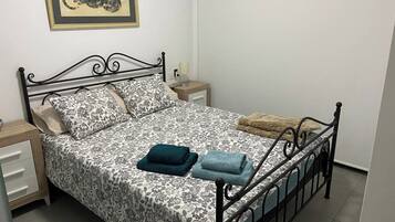 2 bedrooms, iron/ironing board