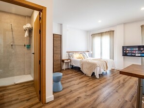 Apartment | 1 bedroom, iron/ironing board - Aparthotel Room With bar Terrace (Ayamonte)