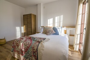 Apartment | 1 bedroom, iron/ironing board - Aparthotel Room With bar Terrace (Ayamonte)