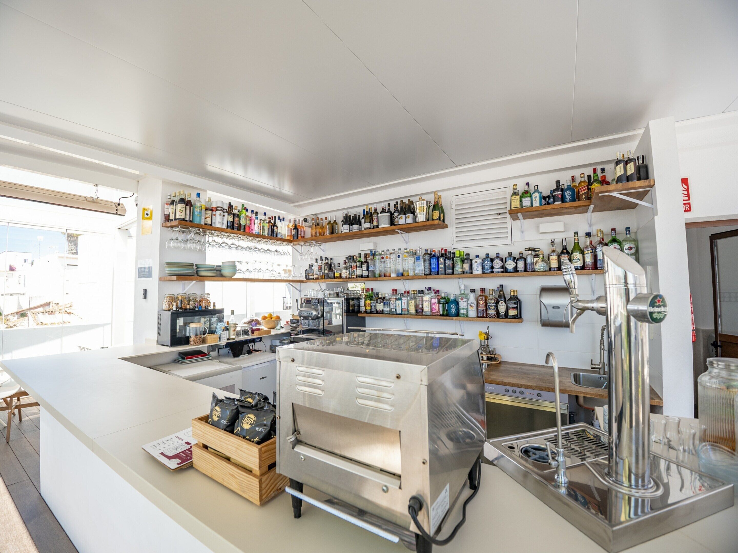 อพาร์ทเมนท์ | บาร์ (ในที่พัก)