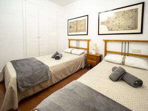 Apartment | 1 bedroom, iron/ironing board