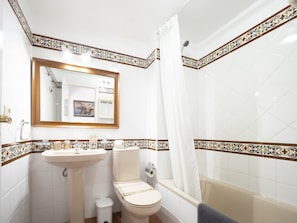 Apartment | Bathroom | Hair dryer