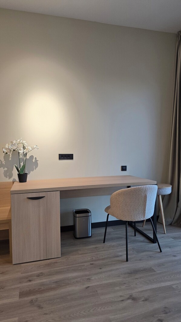 Deluxe Suite, Balcony, Marina View | Desk, blackout drapes, free WiFi