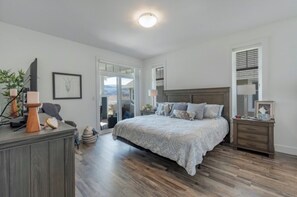 5 Schlafzimmer, Bügeleisen/Bügelbrett, kostenloses WLAN, Bettwäsche