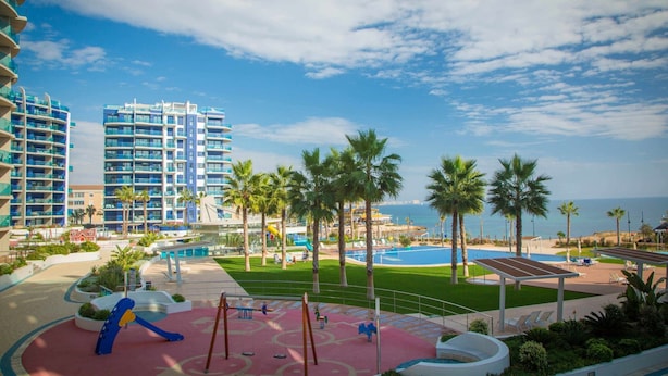 Apartment | Exterior - Modern Beachfront Home in Torrevieja (Torrevieja)