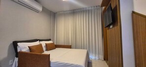 1 chambre, fer et planche à repasser, Wi-Fi, draps fournis