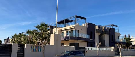 Apartment | Exterior