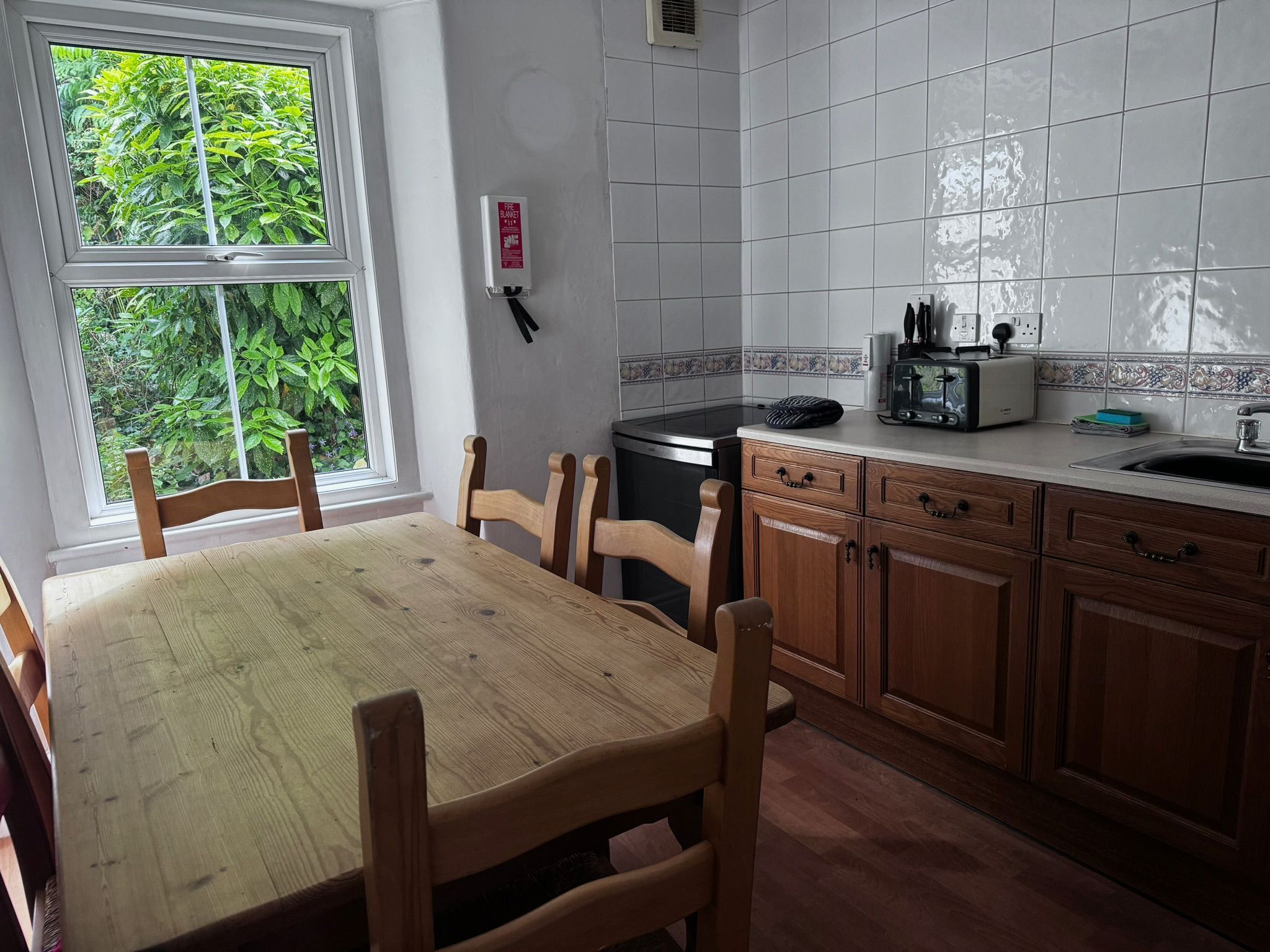 Two Bed Room Apartment (4 Guest) | Private kitchen | Fridge, microwave, oven, stovetop