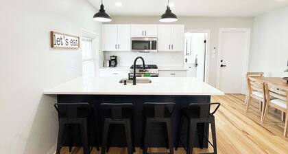 Jennifer's Elegant & Cozy Broadway Walkable Stay