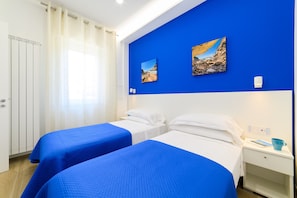 3 bedrooms, bed sheets