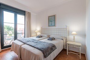 Apartment | 2 bedrooms, iron/ironing board