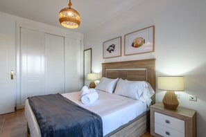 Apartment | 1 bilik tidur, seterika/papan seterika 